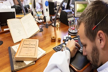 卡地亚手表维修店无锡地址